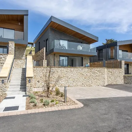 The Shore Holiday home Mawgan Porth